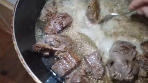 Как вкусно приготовить зайца? Рецепт приготовления зайца в пиве! Приятного аппетита #Зайчатина