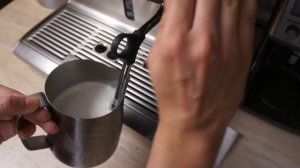 Как правильно взбивать МОЛОКО для КАПУЧИНО /Как взбить молочную пену /Капучинатор / кофемашина BORK