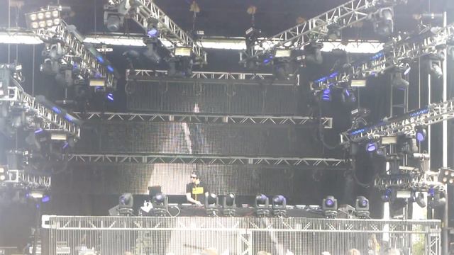 Oliver @ Spring Awakening Music Festival 2013 смотреть онлайн