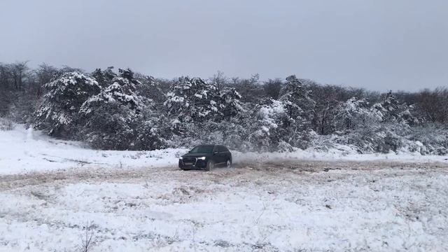 Audi Q7 4M Off-road winter time смотреть онлайн