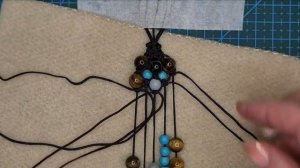 МНОГОРЯДНЫЙ плетеный БРАСЛЕТ с бусинами. Шамбала..mp4