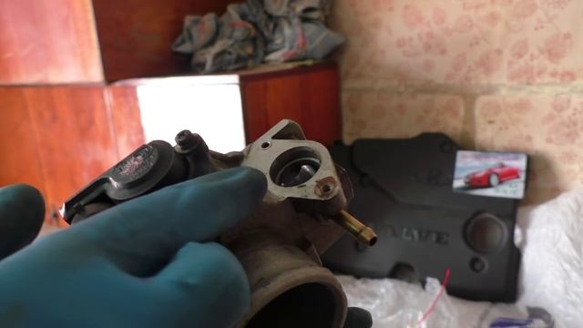 Разбираемся с системой впуска на Приоре (чистим дроссель) смотреть онлайн