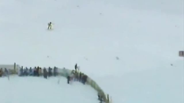 Ужасный случай в лыжном спорте смотреть онлайн
