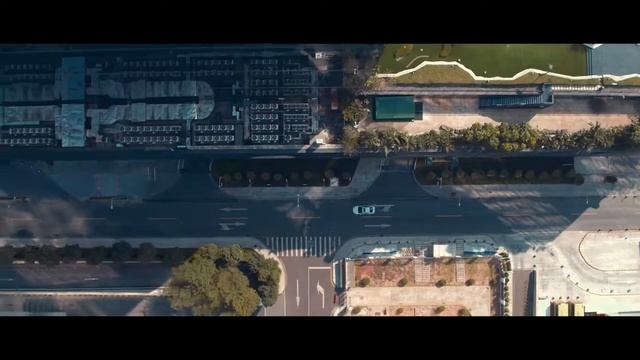 吉利帝豪 敢跑敢当 смотреть онлайн