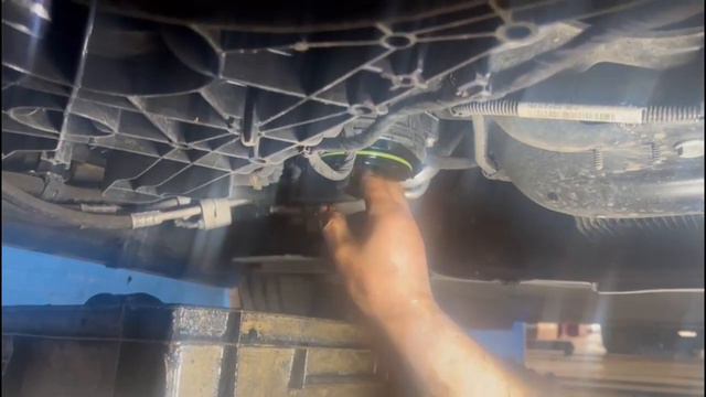 Mercedes V Class 2020 Diesel Fuel Filter Replacement