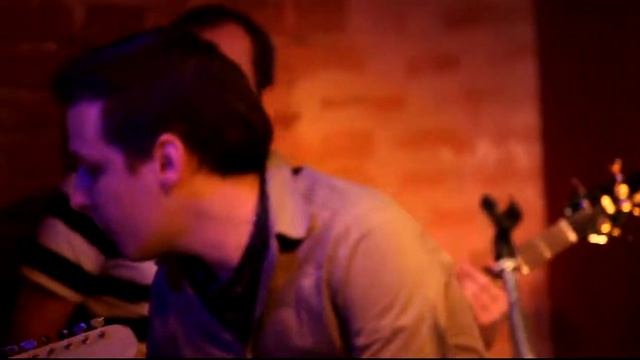 Осьминог пАуль и Папиросы - Boys Keep Swinging (David Bowie) смотреть онлайн