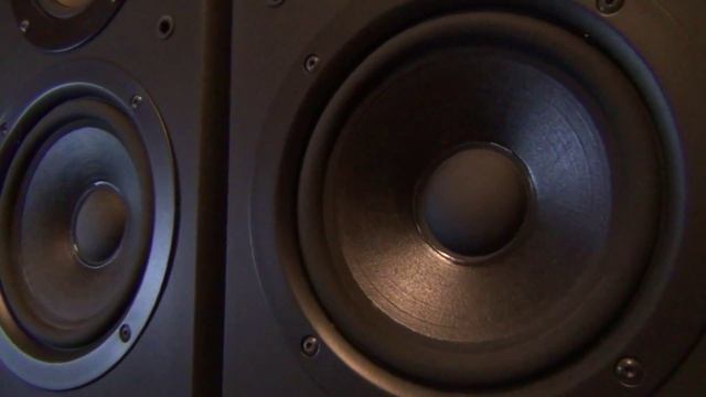 Привет соседям Technics A700mk2 + Jamo Prestige 170 смотреть онлайн