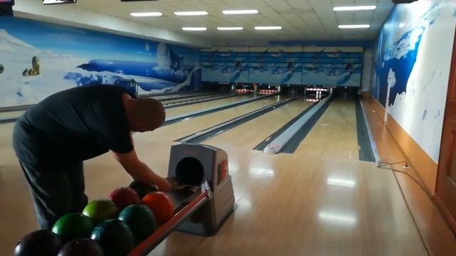 Приколы в боулинге смотреть онлайн