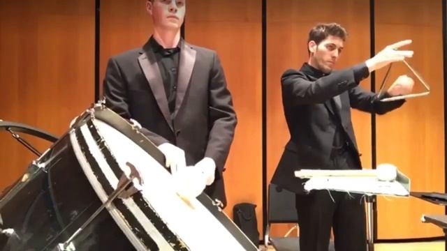 Соло на треугольнике / LSU Symphonic winds смотреть онлайн