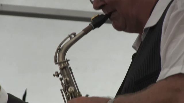 Blue Eyes Cryin' In The Rain / THE SPIRIT OF NEW ORLEANS смотреть онлайн