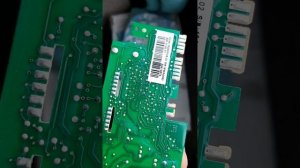 Ремонт платы управления холодильника Indesit BF5200W.