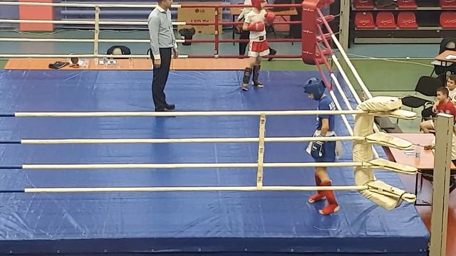 Бой по кикбоксингу. По ХМАО ЮГРЫ смотреть онлайн