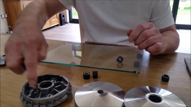 SCOOTER VARIATOR WEAR EXPLAINED смотреть онлайн