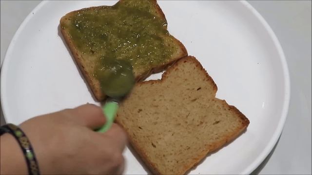 सबसे आसान सबसे क्रिस्पी झटपट बनाएं स्पाइसी आलू सैंडविच Potato Stuffed Sandwich-Veg Sandwich Recipe смотреть онлайн