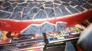 НЕ ВЫБРАСЫВАЙТЕ СТАРУЮ ПЛИТКУ! | САДОВЫЙ СТОЛ ИЗ ПЛИТКИ| БЮДЖЕТНО И КРАСИВО