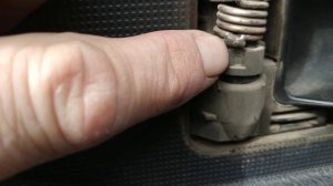 Как снять обшивку водительской двери Ситроен Берлинго 1. Плохо открывается дверь.