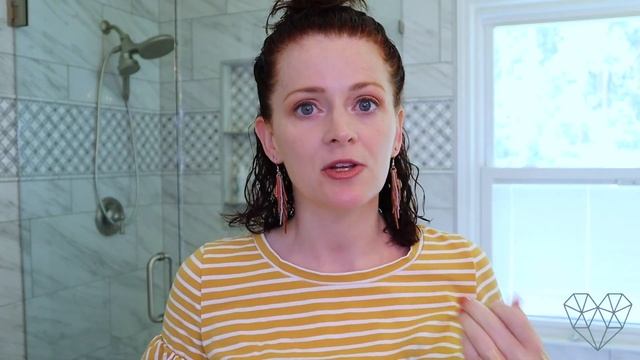 My CURLY HAIR ROUTINE & Styling Tips Using The CURLY GIRL METHOD And All Natural Products