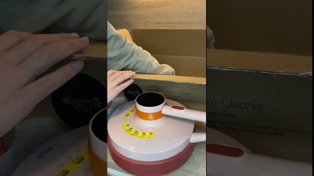 Ручной портативный пылесос Xiaomi Deerma Handheld Vacuum Cleaner Pink (CM2100) смотреть онлайн