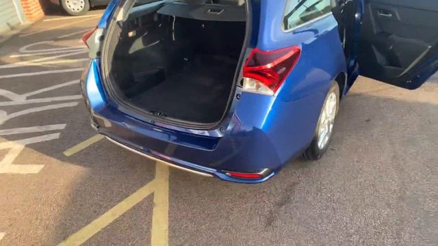 Used Toyota Auris 1.8 VVT-i Business Edition Touring Sports For Sale At Singlewell Car Sales Kent