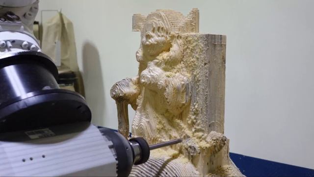 Ugly Tree Stump Turned Into Yoda Statue With a Kuka 6-axis CNC Robot смотреть онлайн
