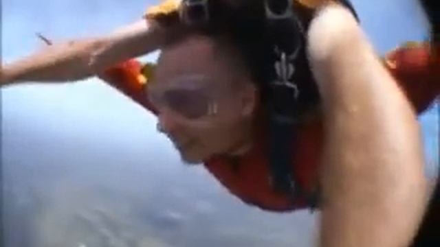Shurik & Julia go Sky Diving - Remixed смотреть онлайн