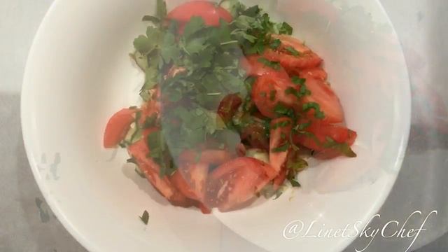 КАК ПРИГОТОВИТЬ ОВОЩНОЙ САЛАТ С АВОКАДО/ HOW TO COOK TASTY VEGETABLE SALAD/蔬菜沙拉 смотреть онлайн