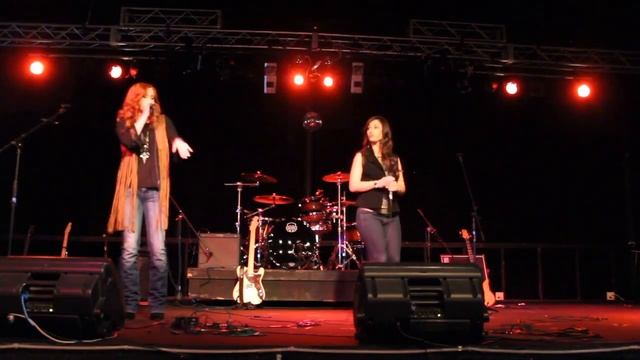 SOMETHING BAD (Cover) смотреть онлайн