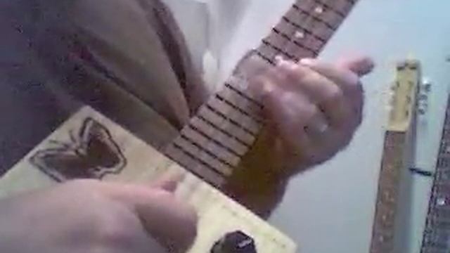 Cigar Box Guitar w/ Looping Pedal - Just Messing Around! смотреть онлайн