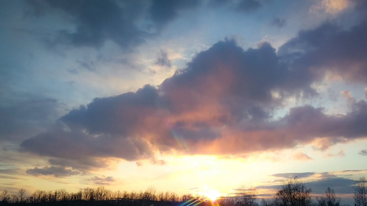 Закат 31 марта 2021 года. Нежные краски весеннего неба. смотреть онлайн