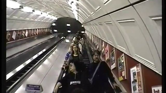 Tower of London, British Museum and walking tour London 99A2 смотреть онлайн