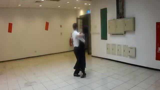 台中郵件處理中心國標舞舞蹈班TANGO 100 03 01 смотреть онлайн