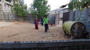 Nomadic family and pure life: The true love of parents for their five children: Iranian nomads