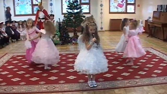 "Зима-красавица" песня . Солистка Милена Рудак смотреть онлайн