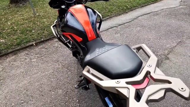 MiniRECENZE ZONTES T350 ADVENTURE Tourer