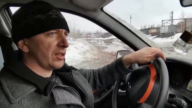 Начинаем строить полноприводный мини-трактор погрузчик, переломку для друга смотреть онлайн