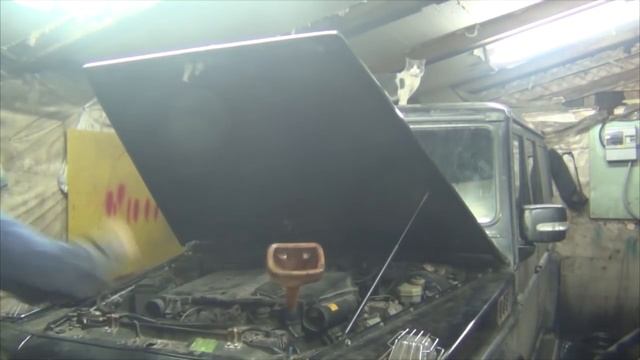 Mercedes-Benz G-класса M112 не едит и жрет бензин. Промывка двигателя химией BG109 и ее результат. смотреть онлайн