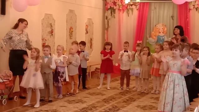 Утренник в Детском саду 8 Марта смотреть онлайн