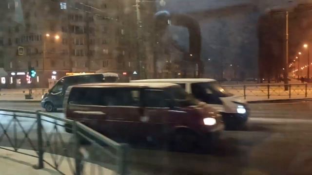 Трамвай метро пешком в Питере #УВалеры смотреть онлайн