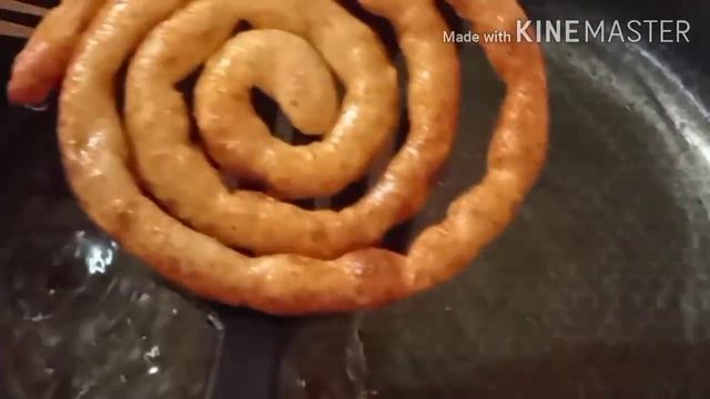 Это лучше чем какие либо чипсы.Нереально вкусные картофельные спиральки. смотреть онлайн