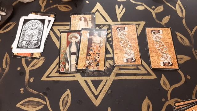Гадание на Таро. ПЕРСПЕКТИВЫ В РАБОТЕ, СПОСОБНОСТИ смотреть онлайн