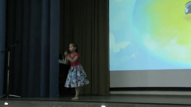 Катерина Ким муз.Ермолова "Светит солнышко" смотреть онлайн
