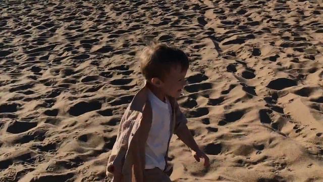 SUNDAY Бэкстейдж со съемок летней коллекции SUMMER 2022, одежда для детей.lookbook смотреть онлайн