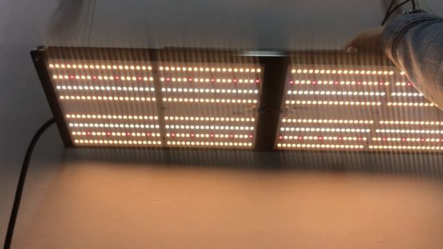 LED Grow light LED Quantum board VP240 смотреть онлайн