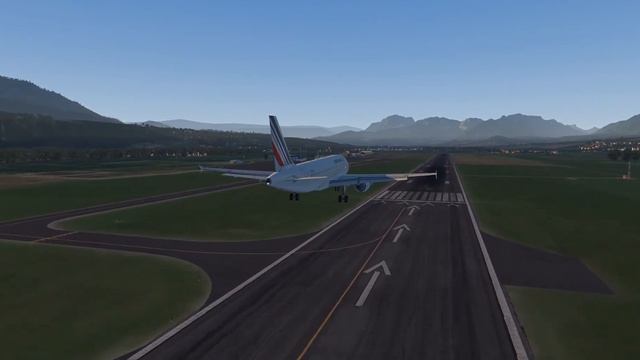 First Landing in Toliss A319 Chambéry Airport смотреть онлайн