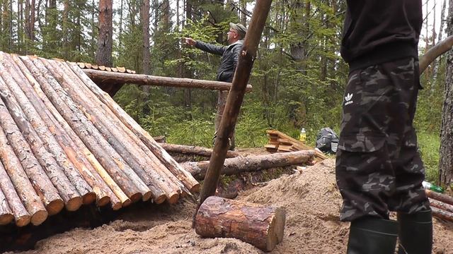 ИЗБА - ЗЕМЛЯНКА ДЛЯ РЫБАЛКИ! Лесная СРОЙКА. Dugout. Кучи ДОСОК ГНИЮТ НА СВАЛКЕ! Время строить...