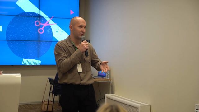 Василий Михайлов, основатель франчайзинговой сети low – cost мужских парикмахерских «Супермен» смотреть онлайн