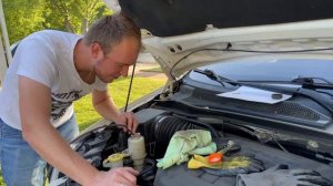 СВОИМИ РУКАМИ: Меняем жидкость ГУР на Dodge Caravan/Chrysler Town & Country