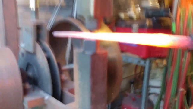 Power hammer VS Press// DRAWING OUT Steel on Hydraulic Press and Power hammer смотреть онлайн