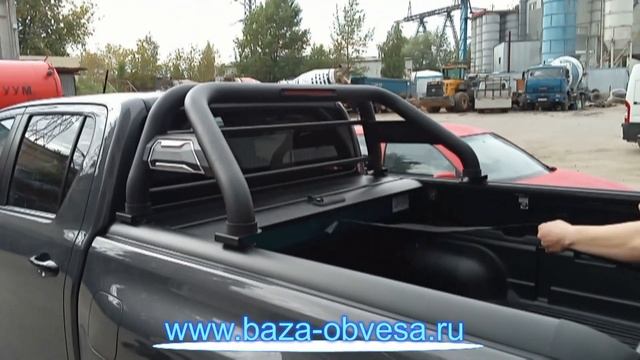 Крышка кузова на Toyota Hilux смотреть онлайн