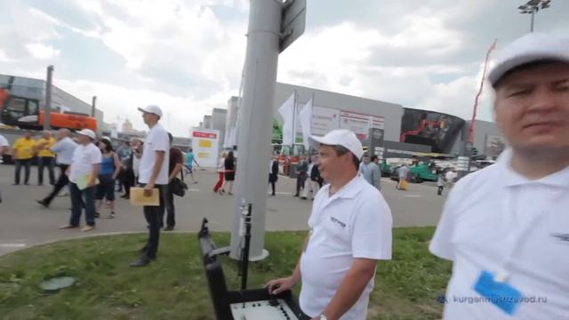 Погрузчик МКСМ-800А-СДУ с дистанционным управлением смотреть онлайн